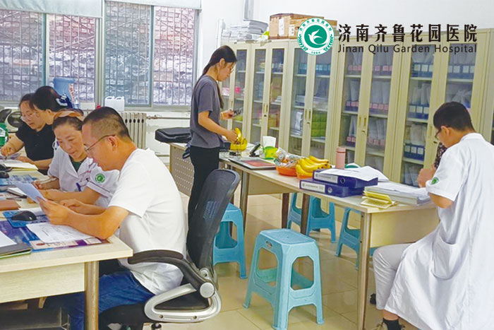辛甸社区卫生服务站完成上半年基本公共卫生服务项目考核工作
